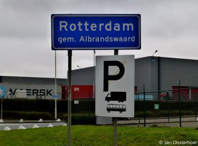 Rotterdam ligt niet alleen in de gem. Rotterdam, maar ook in de gem. Albrandswaard. Voor nadere informatie zie het kopje Status.