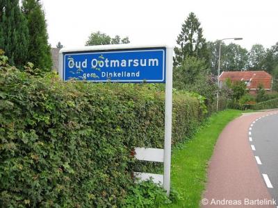 Oud Ootmarsum is een buurtschap in de provincie Overijssel, in de streek Twente, gemeente Dinkelland. T/m 2000 gemeente Denekamp.