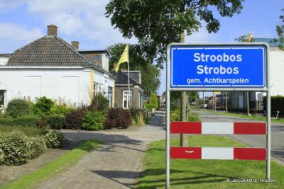 Stroobos is een dorp in de provincie Fryslân, gemeente Achtkarspelen. Dit dorp en het aangrenzende dorp Gerkesklooster vormen samen het tweelingdorp Gerkesklooster-Stroobos.