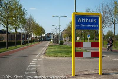 Withuis is een buurtschap in de provincie Limburg, in de streek Heuvelland, gemeente Eijsden-Margraten. T/m 2010 gemeente Eijsden.