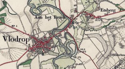 Aan het Broek is een buurtschap in de provincie Limburg, in de regio Midden-Limburg, en daarbinnen in de streek Roerstreek, gemeente Roerdalen. T/m 1990 gemeente Vlodrop. (© www.kadaster.nl)