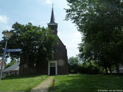 De Hervormde (PKN) Dorpskerk (Dorpsstraat 148) is het oudste pand van Barendrecht. De kerk dateert uit 1512 en heeft in 2012 dus het 500-jarig bestaan gevierd.