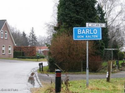 Barlo is een buurtschap in de provincie Gelderland, in de streek Achterhoek, gemeente Aalten. De buurtschap valt onder het dorp Aalten. De buurtschap heeft een compacte kern met een 'bebouwde kom' en heeft aldaar daarom blauwe plaatsnaamborden (komborden)