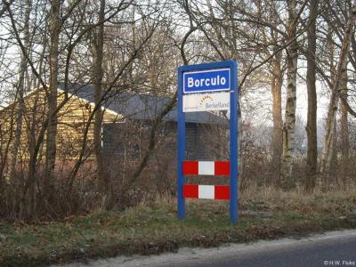 Borculo is een stad in de provincie Gelderland, in de streek Achterhoek, gemeente Berkelland. Het was een zelfstandige gemeente t/m 2004.