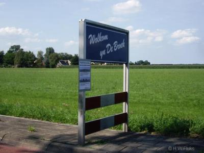 In het dorp Broek, bij Joure, word je gastvrij welkom geheten, in het Fries: "Wolkom yn De Broek"