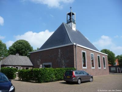 Gitta Montanus en Maarten Heijenk hebben de Hervormde kerk van Ens in 2006 gekocht en verbouwd tot woning. Dat was een megaklus. Maar toen het klaar was wilden ze toch graag weer een dergelijke klus gaan oppakken dus toen hebben ze hem weer te koop gezet.