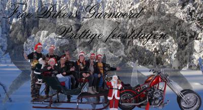 De Free Bikers Garnwerd hebben een arreslee achter hun choppers gehangen om een mooie toepasselijke kerstkaart te kunnen maken.
