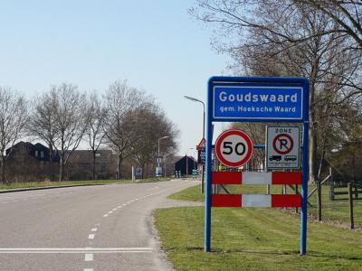 Goudswaard is een dorp in de provincie Zuid-Holland, in de streek en gemeente Hoeksche Waard. Het was een zelfstandige gemeente t/m 1983. In 1984 over naar gemeente Korendijk, in 2019 over naar gemeente Hoeksche Waard. (© H.W. Fluks)