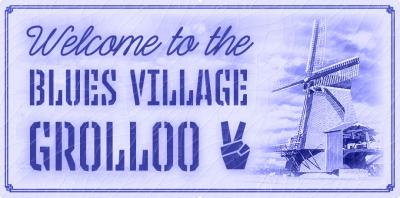 Sinds de 1e editie van het Holland International Blues Festival in 2016 is Grolloo omgedoopt tot Blues Village Grolloo. Deze borden onder de plaatsnaamborden zijn in mei 2016 feestelijk onthuld door burgemeester Eric van Oosterhout en Johan Derksen.