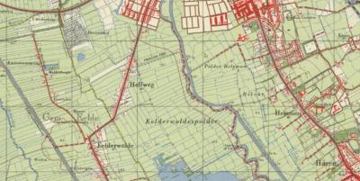 Op deze kaart uit de jaren zestig is goed te zien dat buurtschap Halfweg in het uiterste NW van de gem. Haren lag (zie de streepjeslijn = gemeentegrens). I.v.m. de uitbreidingsbehoefte van Groningen is het gebied in 1969 naar de gem. Groningen overgegaan.