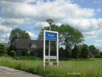 Haule is een dorp in de provincie Fryslân, in de streek Stellingwerven, gemeente Ooststellingwerf.