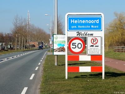 Heinenoord is een dorp in de provincie Zuid-Holland, in de streek en gemeente Hoeksche Waard. Het was een zelfstandige gemeente t/m 1983. In 1984 over naar gemeente Binnenmaas, in 2019 over naar gemeente Hoeksche Waard.
