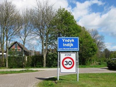 Indijk is een buurtschap in de provincie Fryslân, gemeente Súdwest-Fryslân. T/m 2010 gemeente Wymbritseradiel.