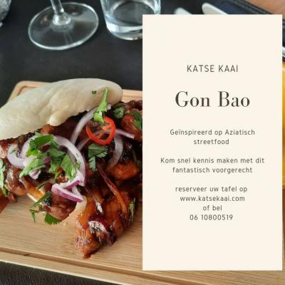 In 2021 hebben Kris en Kelly de Wee restaurant de Katse Kaai overgenomen, midden in de coronacrisis. Toch hebben ze zich er doorheengeslagen en blijven ze vastberaden om van de Katse Kaai een toptent te maken. Daarom zijn het voor ons nu al toppers!