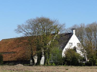 De buurtschap Korengarst heeft één rijksmonument: de 18e-eeuwse Oldambtster boerderij op nr. 4. (© Harry Perton/https://groninganus.wordpress.com)