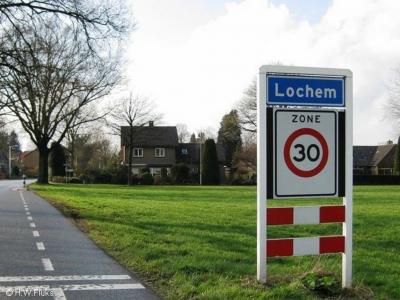 Lochem is een stad en gemeente in de provincie Gelderland, in de streek Achterhoek.