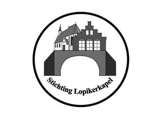 De in 2013 opgerichte Stichting Lopikerkapel zet zich in voor de leefbaarheid en saamhorigheid in het dorp en neemt daartoe allerlei initiatieven