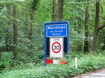 Maarsbergen is een dorp in de provincie Utrecht, in de streek en gemeente Utrechtse Heuvelrug. T/m 2005 gemeente Maarn.