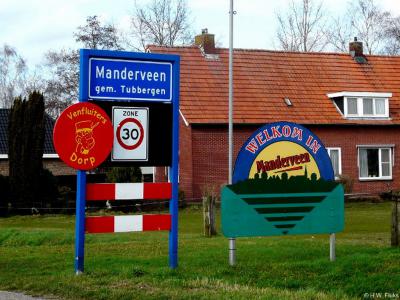Manderveen is een dorp in de provincie Overijssel, in de streek Twente, gemeente Tubbergen. Tijdens carnaval heet het dorp Venfluitersdorp.