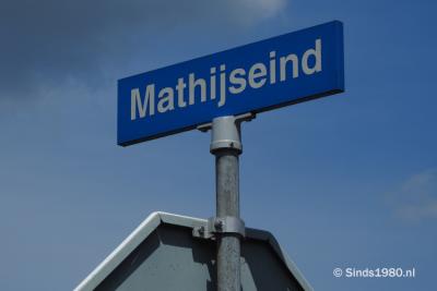 Mathijseind is een buurtschap in de provincie Noord-Brabant, in de regio Zuidoost-Brabant, en daarbinnen in de streek Peelland, gemeente Gemert-Bakel. T/m 1996 gemeente Bakel en Milheeze. De buurtschap valt onder het dorp Bakel. (© www.sinds1980.nl)