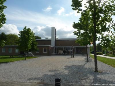 Museum Nagele, gevestigd in de voormalige RK kerk, gaat in op het ontstaan van het dorp en zijn unieke plaats in de architectuurgeschiedenis van Nederland. Het verhaal van ontwerpers als Rietveld, Merkelbach en Van Eyck speelt een belangrijke rol.