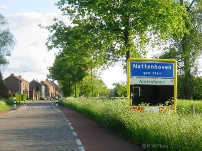 Nattenhoven is een buurtschap in de provincie Limburg, in de regio Westelijke Mijnstreek, gemeente Stein. T/m 1981 gemeente Obbicht en Papenhoven.