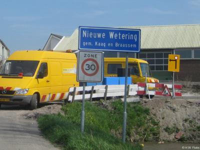 Nieuwe Wetering is een dorp in de provincie Zuid-Holland, in de streek Holland Rijnland, gemeente Kaag en Braassem. T/m 2008 gemeente Alkemade.