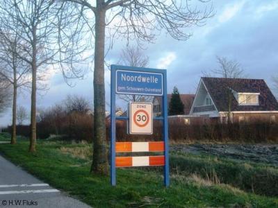 Noordwelle is een dorp in de provincie Zeeland, op het schiereiland en in de gemeente Schouwen-Duiveland. Het was een zelfstandige gemeente t/m 1960. In 1961 over naar gemeente Westerschouwen, in 1997 over naar gemeente Schouwen-Duiveland.