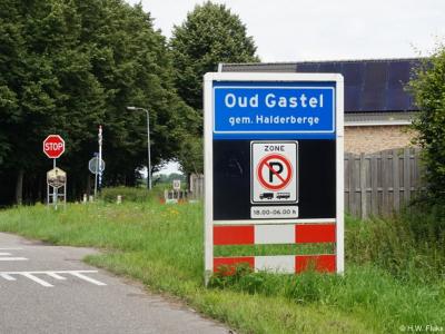 Oud Gastel is een dorp in de provincie Noord-Brabant, in de regio West-Brabant, en daarbinnen in de streek Baronie en Markiezaat, gemeente Halderberge. T/m 1996 gemeente Oud en Nieuw Gastel.