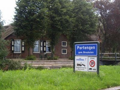 Portengen is een buurtschap in de provincie Utrecht, in de regio Vechtstreek, gemeente Stichtse Vecht. Voor de complexe gemeentelijke voorgeschiedenis van deze buurtschap zie het hoofdstuk Status.