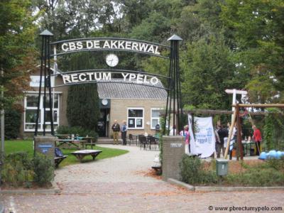 De buurtschappen Rectum en Ypelo zijn gelukkig nog in het trotse bezit van een eigen basisschool, nl. basisschool De Akkerwal