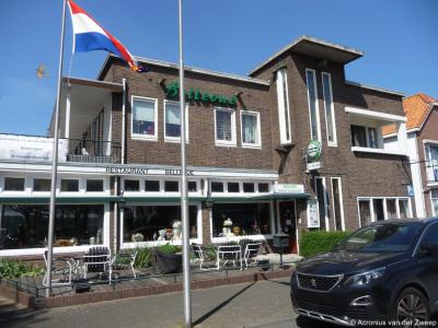 Sliedrecht, ook Café-restaurant Bellevue (Merwestraat 55) is een gemeentelijk monument.