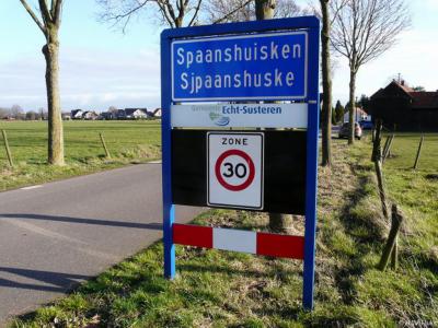 Spaanshuisken is een buurtschap in de provincie Limburg, in de regio Midden-Limburg, gemeente Echt-Susteren. T/m 2002 gemeente Echt.