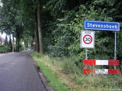 Stevensbeek is een dorp in de provincie Noord-Brabant, gem. en streek Land van Cuijk. T/m 30-4-1942 gem. Sambeek. Per 1-5-1942 over naar gem. Oploo, Sint Anthonis en Ledeacker, in 1994 over naar gem. Sint Anthonis, in 2022 over naar gem. Land van Cuijk.