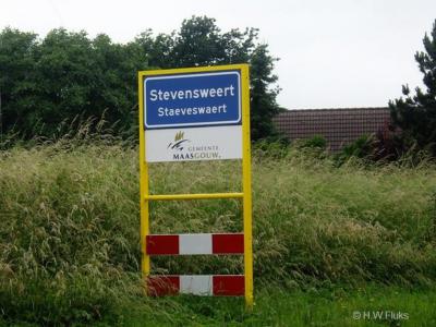 Stevensweert is een dorp in de provincie Limburg, in de regio Midden-Limburg, gemeente Maasgouw. Het was een zelfstandige gemeente t/m 1990. In 1991 over naar gemeente Maasbracht, in 2007 over naar gemeente Maasgouw.