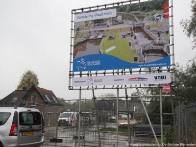 Het rijksmonumentale Waaiersluis-complex in buurtschap Stolwijkersluis is van september 2021 tot maart 2022 grondig gerenoveerd en verbeterd. Voor nadere informatie hierover zie het hoofdstuk Bezienswaardigheden. (© www.hdsr.nl)