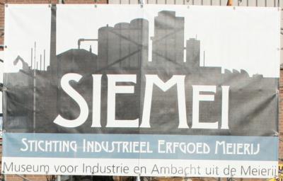 In Museum SIEMei in Veghel vind je uiteenlopende voorbeelden van de industriële en ambachtelijke bedrijvigheid uit de Meierij. Van letterzetmachines, houtverspaanders en een dragline, tot oude telefoontoestellen, gereedschappen en een lintzaagmachine.