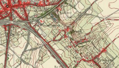 Tot in de jaren zestig is er rond de grens van de gemeenten Bocholtz en Simpelveld alleen sprake van een buurtschap Broek, die op grondgebied van beide gemeenten ligt, te zien aan de aanduiding Bz en Sd onder de plaatsnaam. (© Kadaster)