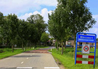 Wânswert is een dorp in de gemeente Noardeast-Fryslân. T/m 2018 gemeente Ferwerderadiel. (© Jan Dijkstra, Houten)