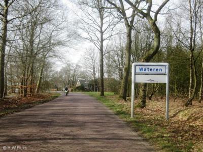 Wateren is een buurtschap in de provincie Drenthe, gemeente Westerveld. T/m 1997 gemeente Diever. De buurtschap valt onder het dorp Zorgvlied. De buurtschap ligt buiten de bebouwde kom en heeft daarom witte plaatsnaamborden.