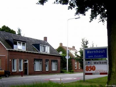 Wernhout is een dorp in de provincie Noord-Brabant, in de regio West-Brabant, en daarbinnen in de streek Baronie en Markiezaat, gemeente Zundert. Het was een zelfstandige gemeente t/m 1810.