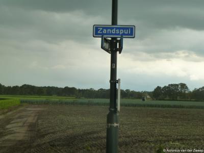 Zandspui is een buurtschap in de provincie Noord-Brabant, in de regio West-Brabant, en daarbinnen in de streek Baronie en Markiezaat, gemeente Etten-Leur.