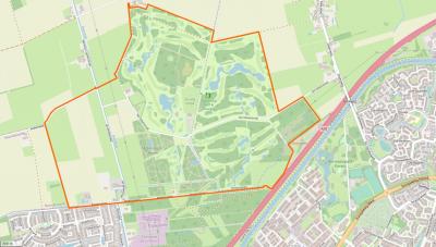 De buurtschap Zeijerveen (= binnen de oranje lijn) grenst direct aan de stad Assen. Het O 2/3 deel van het grondgebied van de buurtschap wordt tegenwoordig in beslag genomen door het terrein van de Drentsche Golf & Country Club en Arboretum Assen.