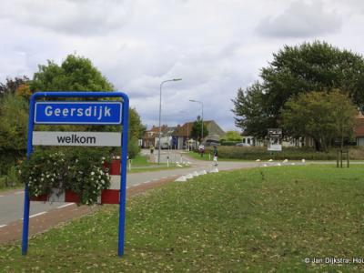 Geersdijk is een dorp in de provincie Zeeland, gemeente Noord-Beveland. T/m 1994 gemeente Wissenkerke.