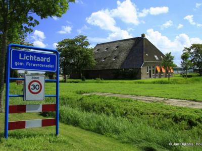 Lichtaard is een dorp in de provincie Fryslân, gemeente Noardeast-Fryslân. T/m 2018 gemeente Ferwerderadiel.