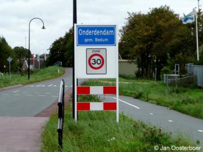 Onderdendam is een dorp in de provincie Groningen, gemeente Het Hogeland. T/m 2018 gemeente Bedum.