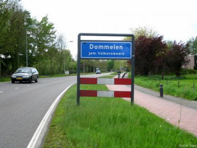 Dommelen is een dorp in de provincie Noord-Brabant, in de regio Zuidoost-Brabant, en daarbinnen in de streek Kempen, gemeente Valkenswaard. Het was een zelfstandige gemeente t/m 30-4-1934.