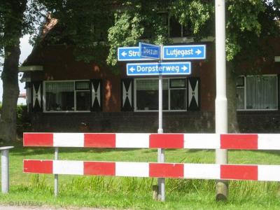 Dorp is een buurtschap in grotendeels de provincie Groningen, in de streek en gemeente Westerkwartier (t/m 2018 gemeente Grootegast) en voor een zeer klein deel in de provincie Fryslân, gemeente Achtkarspelen. De buurtschap ligt aan de Dorpsterweg.
