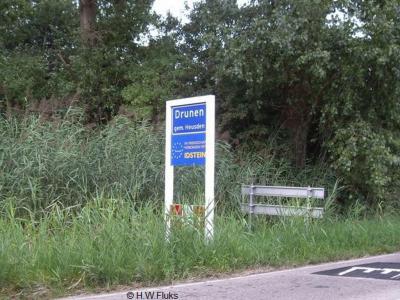 Drunen is een dorp in de provincie Noord-Brabant, in de streek Langstraat, gemeente Heusden. Het was een zelfstandige gemeente t/m 1996.