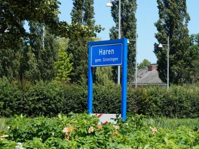 Haren is een dorp in de provincie Groningen, in de streek Hondsrug, gemeente Groningen. Het was een zelfstandige gemeente t/m 2018.